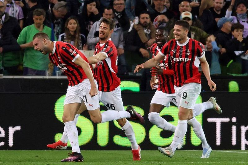 nhan-dinh-ac-milan-vs-bari-ngay-18-8